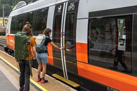 Anreise_mit_Bahn_und_Bus